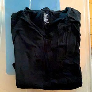 Black vneck t-shirt